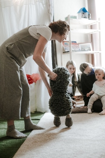 Rentrée en crèche : comment accompagner l’adaptation des enfants… sans oublier celle des professionnels ?